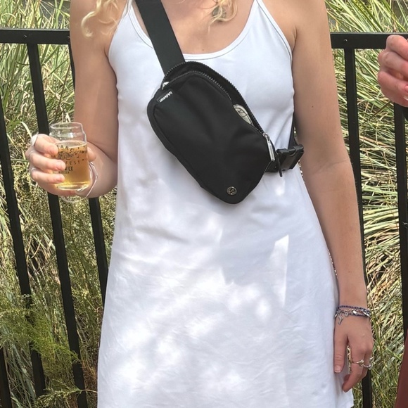 Old navy NWOT athletic dress - Picture 2 of 2